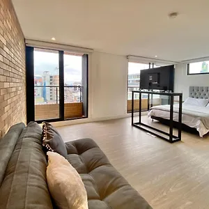 Hermosa Vista En Chapinero Comodo Wifi Apartamento